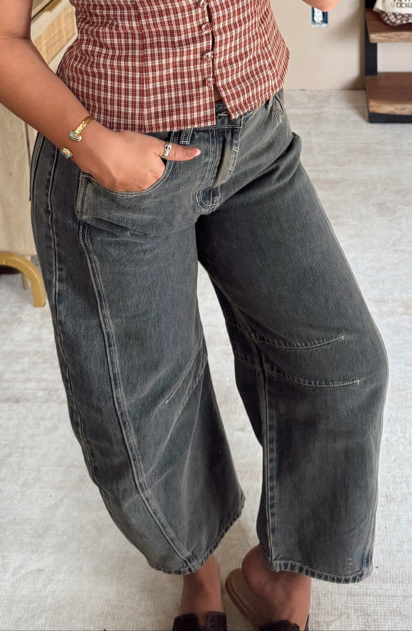 Dark Wash/Black Denim Barrel Jeans